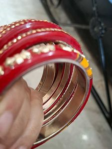 Lakh Red &amp; Gold Bangles Set