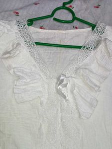 Elegant White Lace Trim Ruffle top