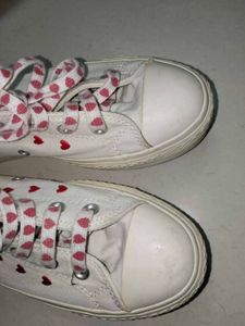 white sneakers 🎀