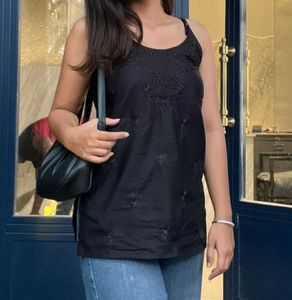 Elegant Black Embroidered Kurta