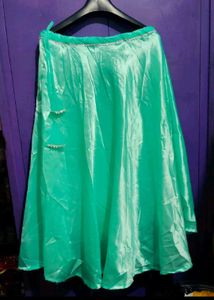 Beautifull Satin Ethnic Skirt size issue