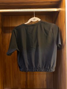 Cropped T-Shirt