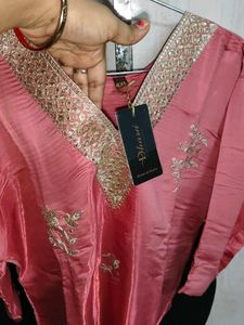 Elegant Pink Kurta with Sequins
