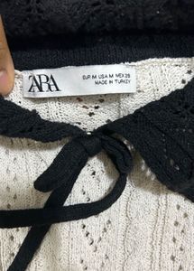 ZARA White Textured Knit Top with Black Trim