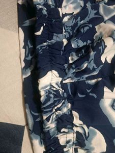 Chic Floral Crop Top