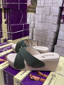Bella Feet Wedge Sandals