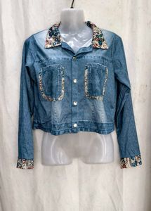 26138. Cute shirt