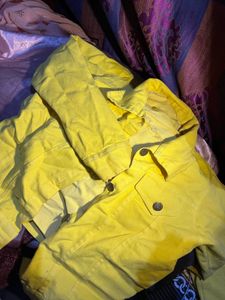 Vibrant Yellow Cropped Denim Jacket