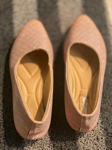 Elegant Sparkle Bellies shoe