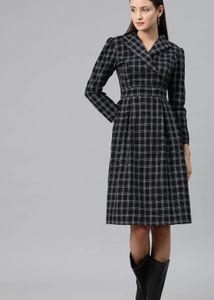 Chic Checked Midi Dress
