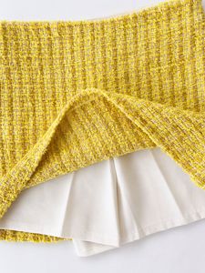 Chic Yellow Tweed Mini Skorts