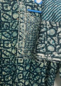 Elegant Teal Printed Kurta with Mirror Work