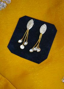 DAZZLING YELLOW EMBELLISHED SAREE + FREE EARRING!