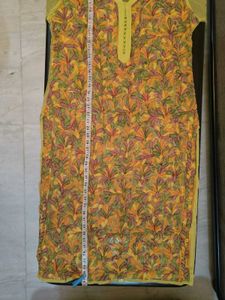 CHIKANKAARI KURTA