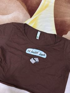 Brown "No Lookin' Back" Graphic T-Shirt
