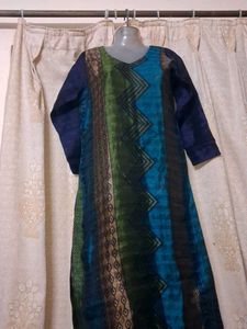 Stylish Blue &amp; Green Kurta