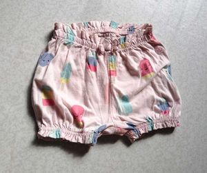 BabyGap Girl Outfit - Top &amp; Shorts Set