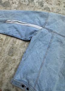 Vintage Le Mans Light Wash Denim Jacket