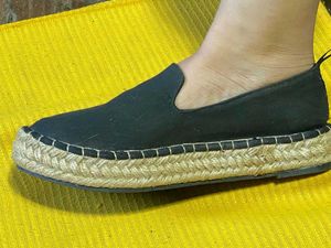 H&amp;M Divided Slip-On Espadrilles