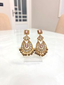 Handcrafted Elegant Kundan &amp; Pearl Drop Earrings