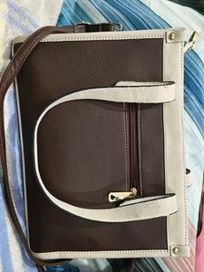 Marc Jacobs Tote Bag - Classic Style