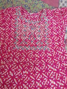 Women's Pink Printed Kurta