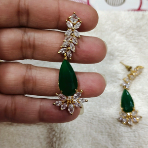 CZ stone  long earing