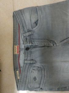 Men's Grey Slim Fit Jeans