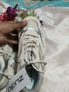 Zudio New with tag White Chunky Sneakers