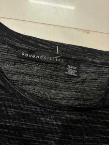 Marled black Grey Long Sleeve Top