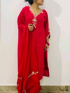 🎉 Free delivery Embroidered Kurta Set