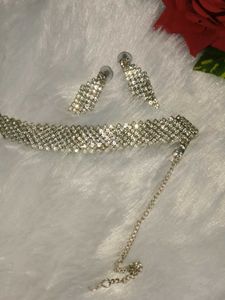 Sparkling Silver Choker &amp; Earring Set