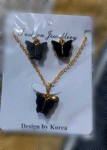 Butterfly Necklace &amp; Earring Set