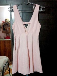 Chic Pink V-Neck Mini Dress