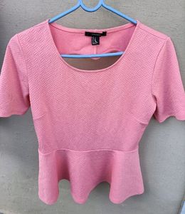 FOREVER 21 HEART SHAPE TOP
