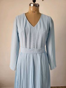 Elegant Light Blue Pleated Maxi Dress