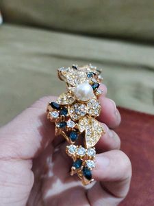 Saree pin