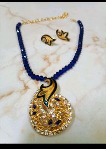 Brand New Blue Diamond Cut Necklace With Earing