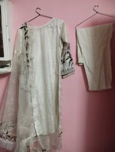 pakistani  Kurta Set with ruffled Dupatta