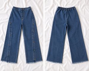 Stylish Wide Leg Jeans with Stud Detail