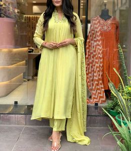 Yellow Embroidered Kurta Set💛