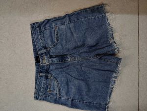 Chic High-Waisted Denim Shorts
