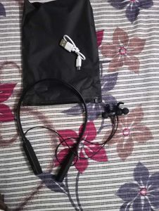 Wireless Neckband Earphones