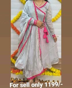 Elegant Grey Kurta Set with Pink Trim