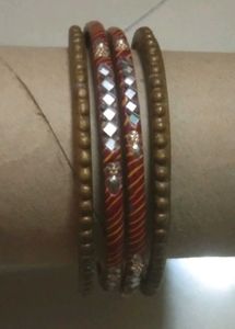 Lakh Mustard &amp; Maroon Mirror Work Set of Bangles