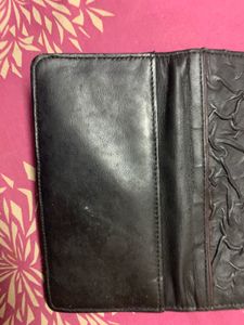 Stylish Black Textured Wallet