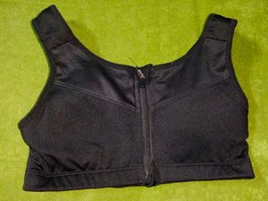 Black Zip-Up Sports Bra