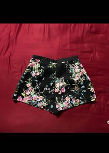 Floral Black Shorts