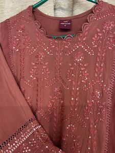 Elegant Embroidered Peach Kurti Set