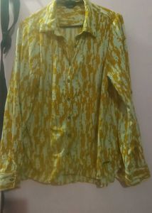 Stylish Unisex Yellow Print Shirt